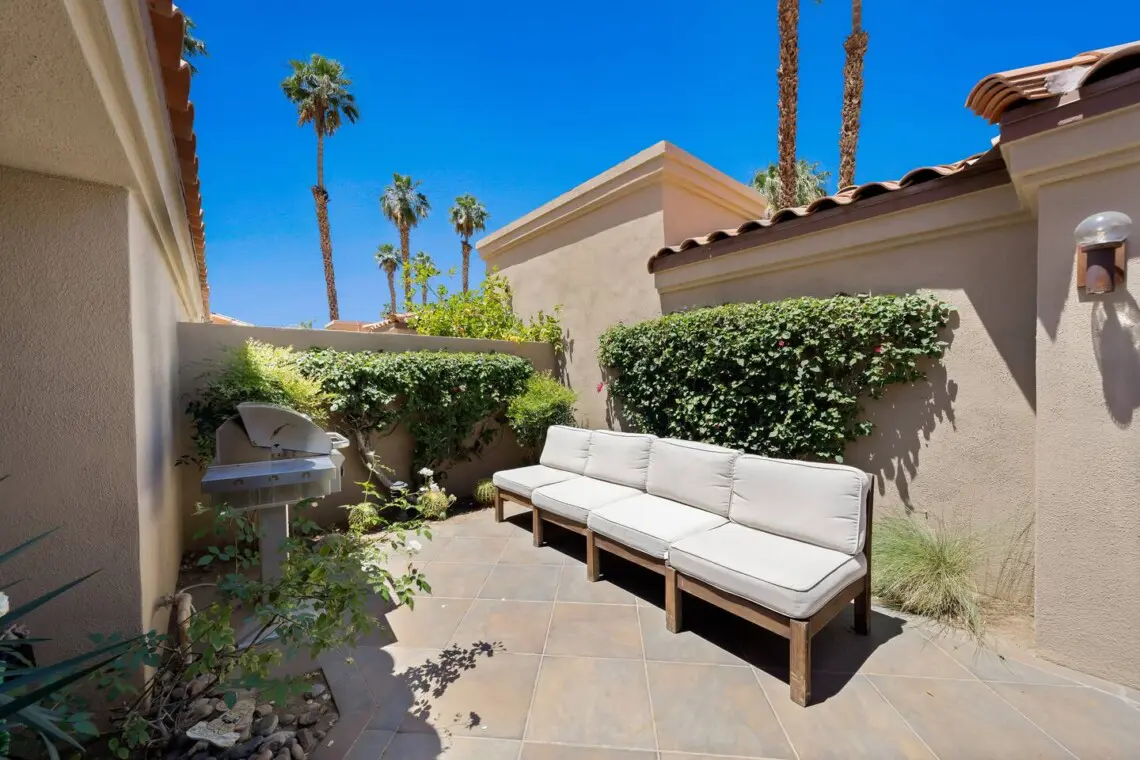 7b46e4ec d9e7 4df9 a4f8 c4777f01a87b.jpg