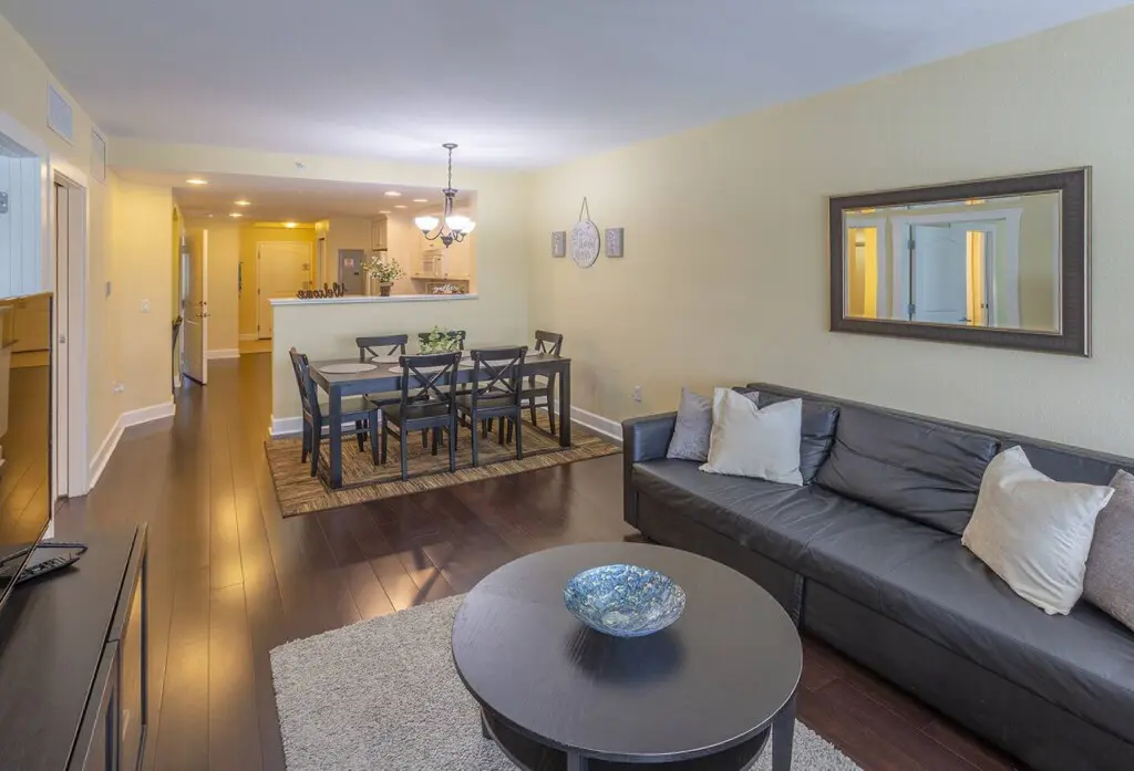 8efe2a6a d527 4318 a84d 9c4a6319f680.jpg